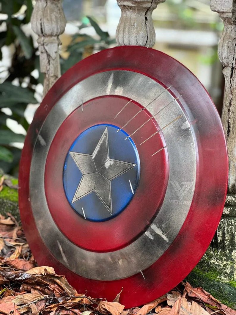 Captain America damaged Shield - Metal Prop Replica - screen Accurate Marvel Captain America's Shield - Retro Handicrafts