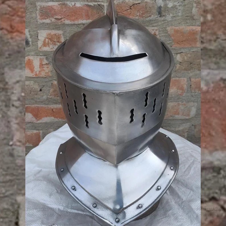 European Knight Helmet Medieval Knight Close Helmet with Brass Helmet Role Play Knight Helmet 18 Gauge Wearable Helmet - Retro Handicrafts