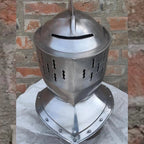 European Knight Helmet Medieval Knight Close Helmet with Brass Helmet Role Play Knight Helmet 18 Gauge Wearable Helmet - Retro Handicrafts