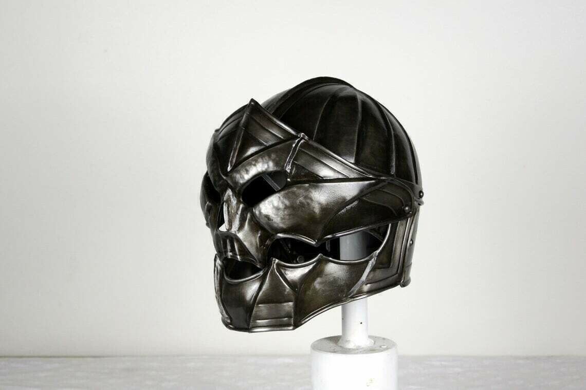 Halloween Blackened 18 Gauge Steel Medieval Demonic Face Death knight Helmet - Retro Handicrafts