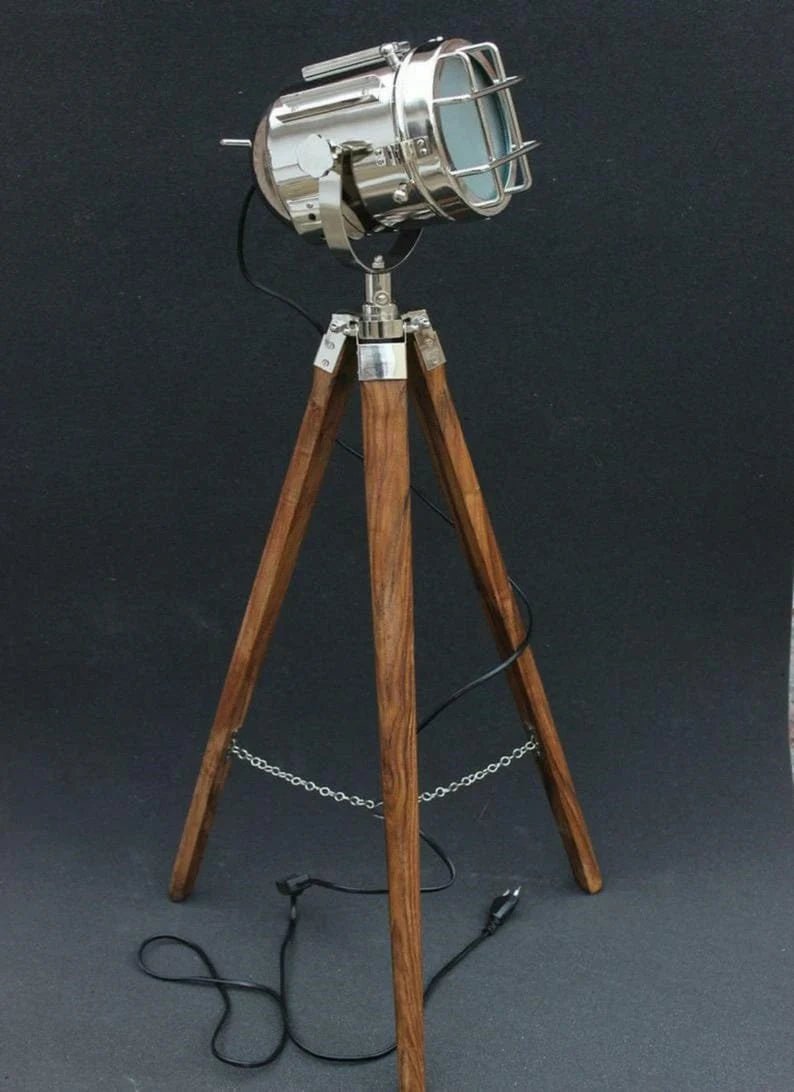 Hollywood designer floor light with black tripod stand antique spotlight - Retro Handicrafts