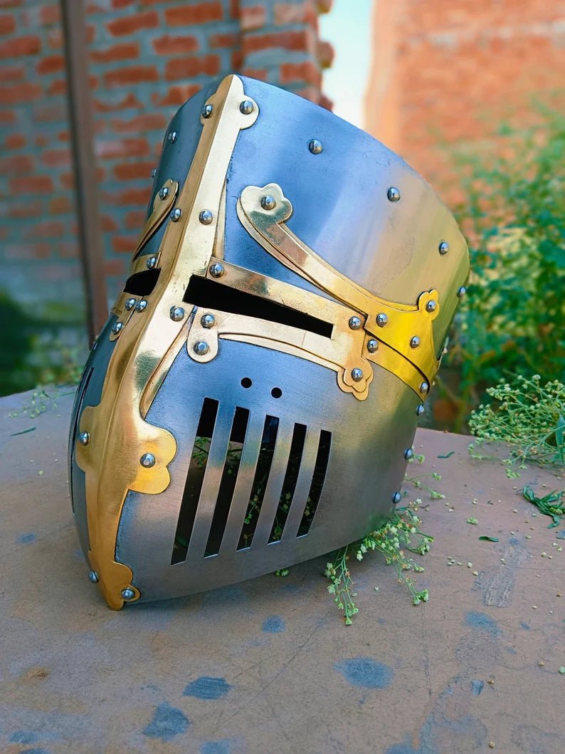 Medieval 13th Century Great Helmet Of Castile Warrior Steel Knight Battle Replica Helmet - Retro Handicrafts