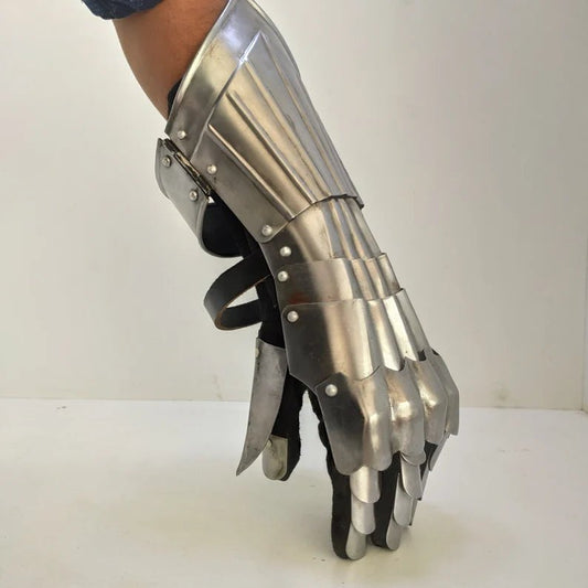 Medieval Warrior Steel Gothic Knight Style Warrior Functional Gloves & Gauntlets - Retro Handicrafts