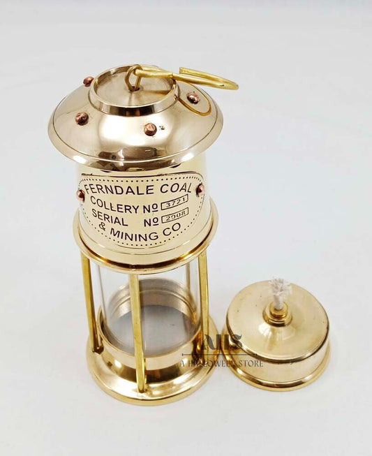 Antique Brass Polished Nautical Miner Oil Ship Lantern Maritime Lamp Home Décor
