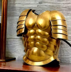 Spartan King Cosplay: Muscle Jacket & Helmet for Halloween - Retro Handicrafts