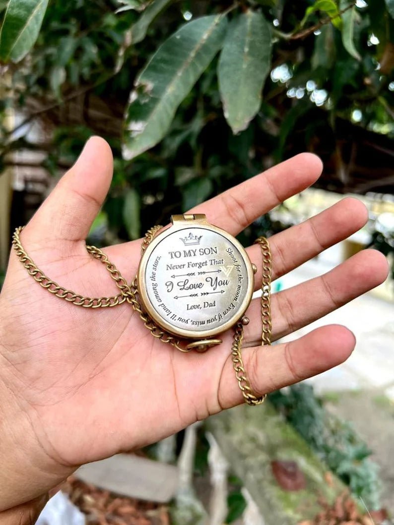 TO MY SON Compass Engraved with gift graduation day Gifts for child - Son Birthday gifts - Love Mom - Love dad - Confirmation Gifts for Son. - Retro Handicrafts