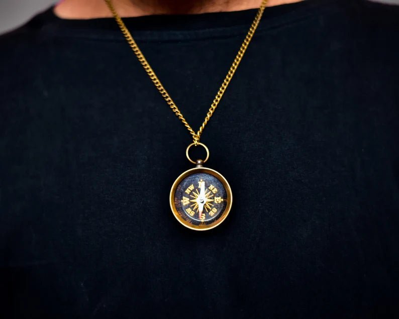 Your Tommy Your Tubbo Compass Necklaces, Personalized Compass Necklace, 2 pcs Engraved Compass Necklace, Working Compass, Small Necklace - Retro Handicrafts