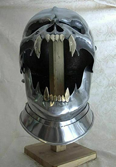 Retro Medieval Helmet Old Demonic Face Helmet Battle-Ready Historical Treasure Silver